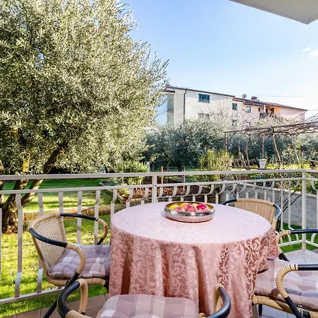 Apartment With A Parking Space - 22511 Umag