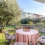 Apartament With Parking Spaces - 22511 Umag